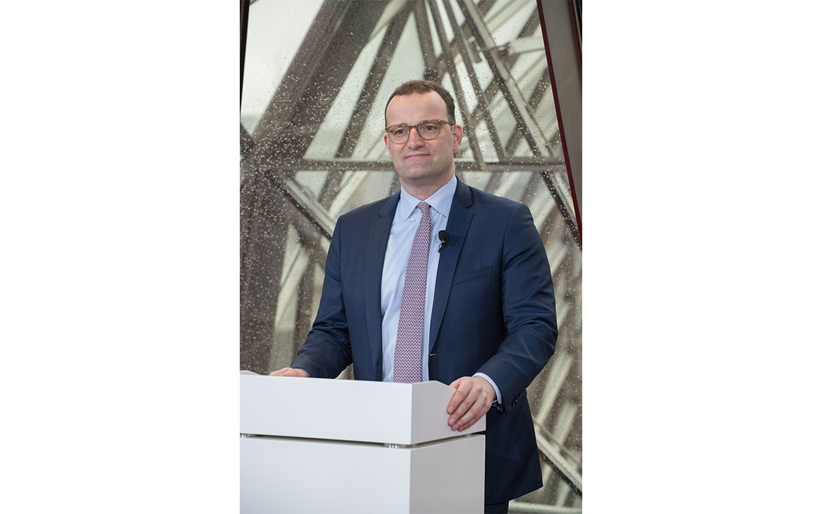 Bundesgesundheitsminister Jens Spahn hielt die Laudatio auf die Hauptpreisträger.<br><span class="copyright">Fotos: @Werner Kissel / Stiftung Aktive Bürgerschaft</span>